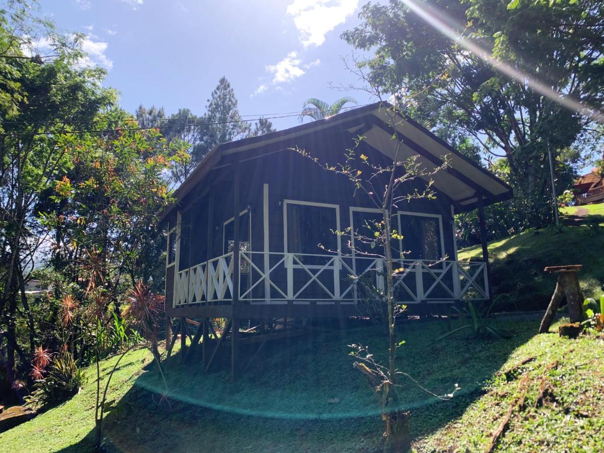 Hospedaje La Naciente Turrialba Exterior photo